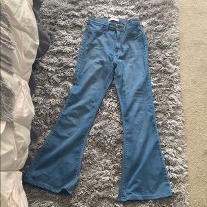 High-waisted bellbottom Jeans!
